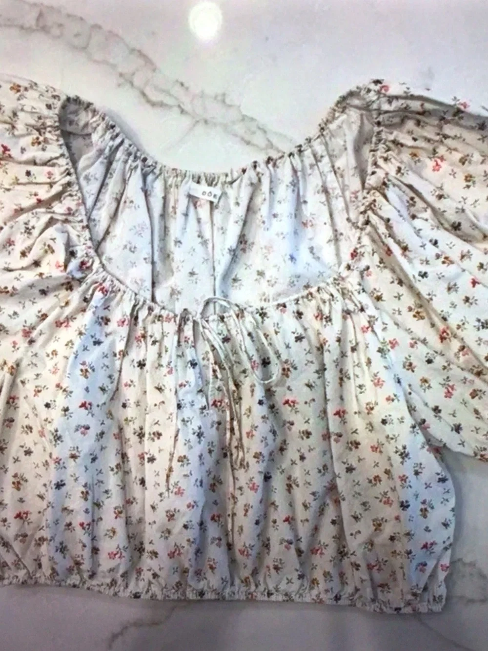 Doen Cream Floral Tie-Front Peasant Blouse